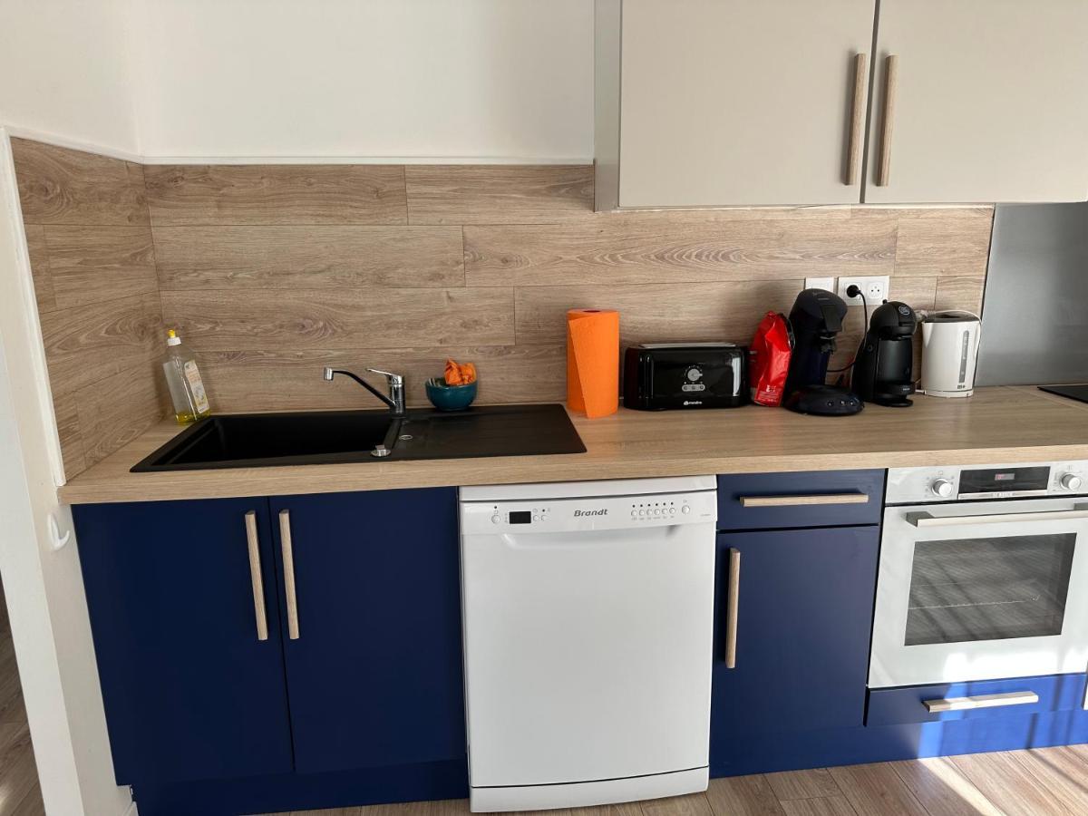 Maison MALOU 3 chambres, moins dd'un kilometre de toutes commodités, pistes cyclables devant l'entrée,a 10km de Bayonne, 6km Capbreton et 3,8km de la plage de Labenne Esterno foto